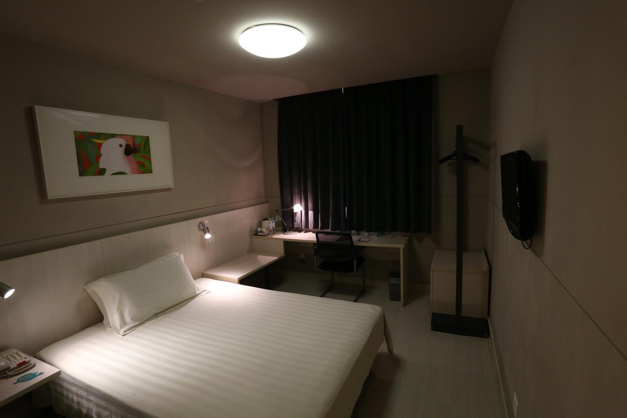 Jinjiang Inn - Wuhan Ziyang Road Eksteriør bilde