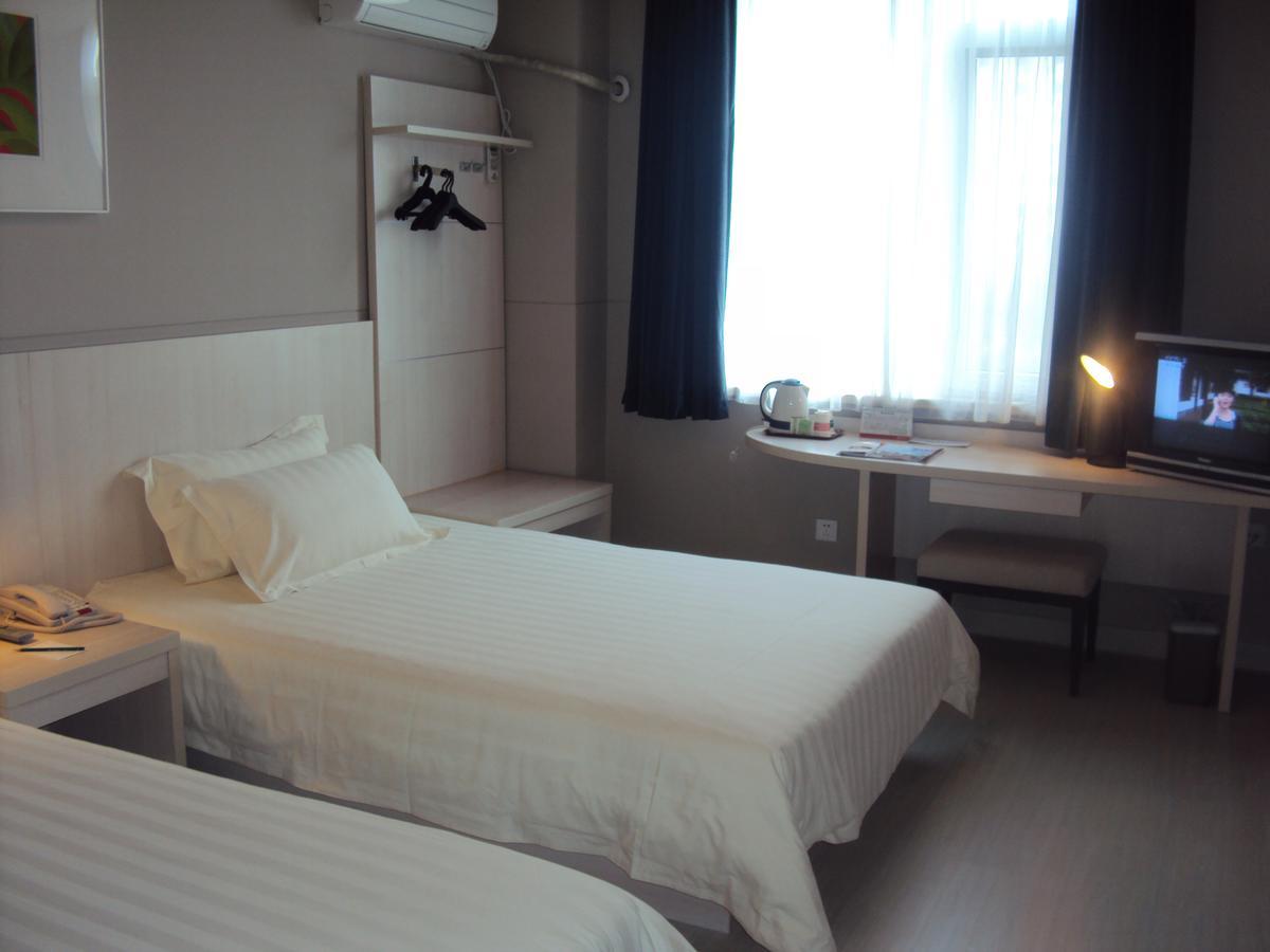 Jinjiang Inn - Wuhan Ziyang Road Eksteriør bilde