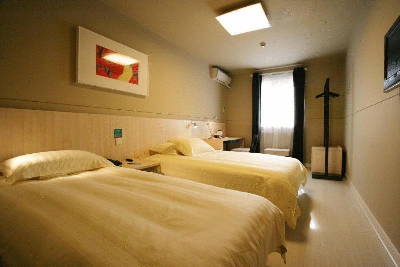 Jinjiang Inn - Wuhan Ziyang Road Eksteriør bilde